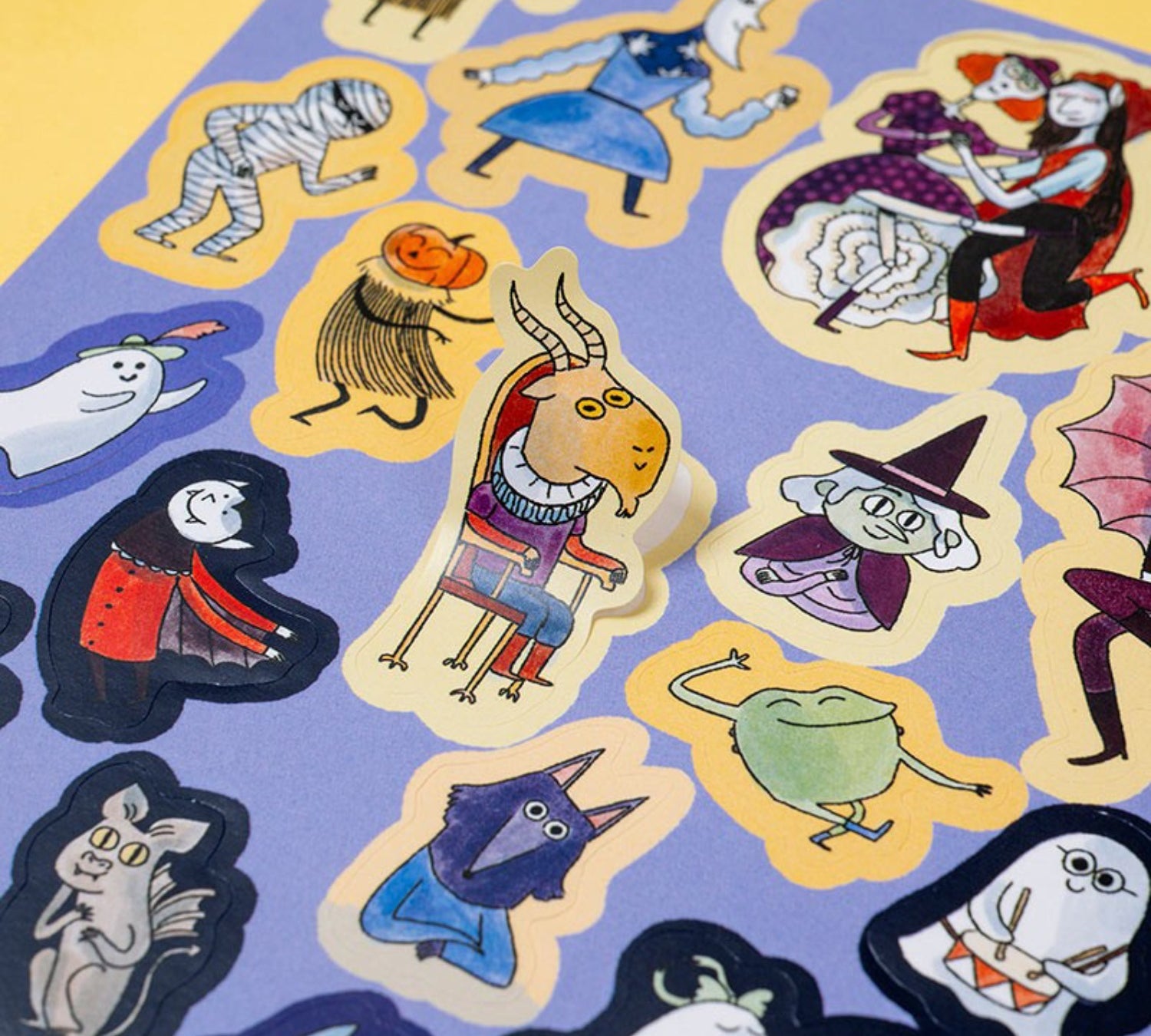Enchanted World – Poster + Sticker Activity