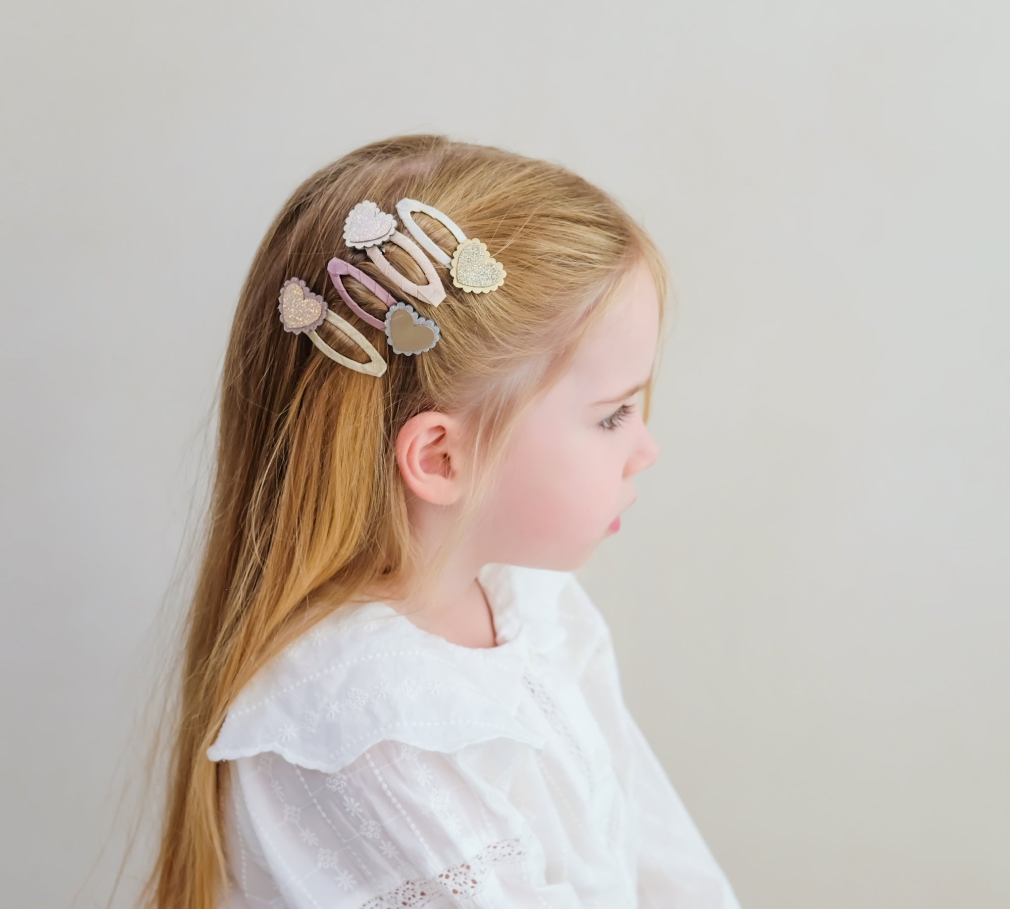 Scalloped Sweetheart Hair Clips – 4 Pack