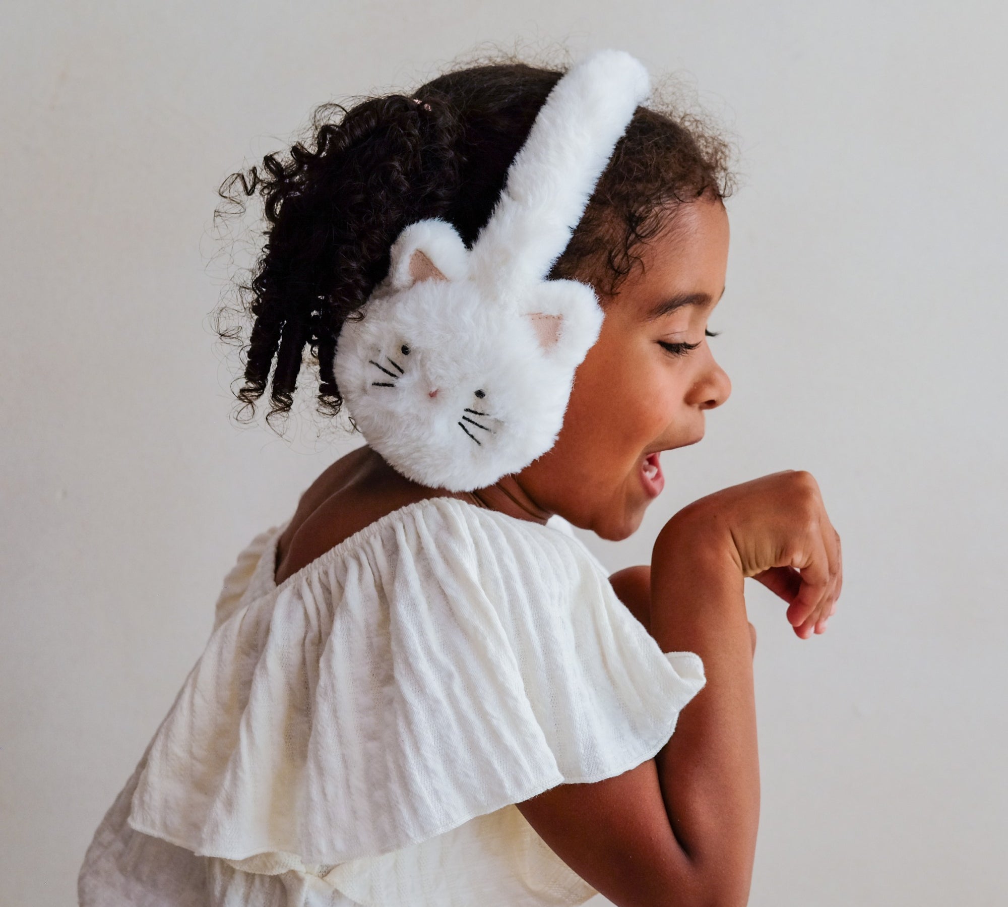 Kitty Cat Earmuffs - Cream