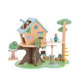 Wooden Tree House - La Grande Famille